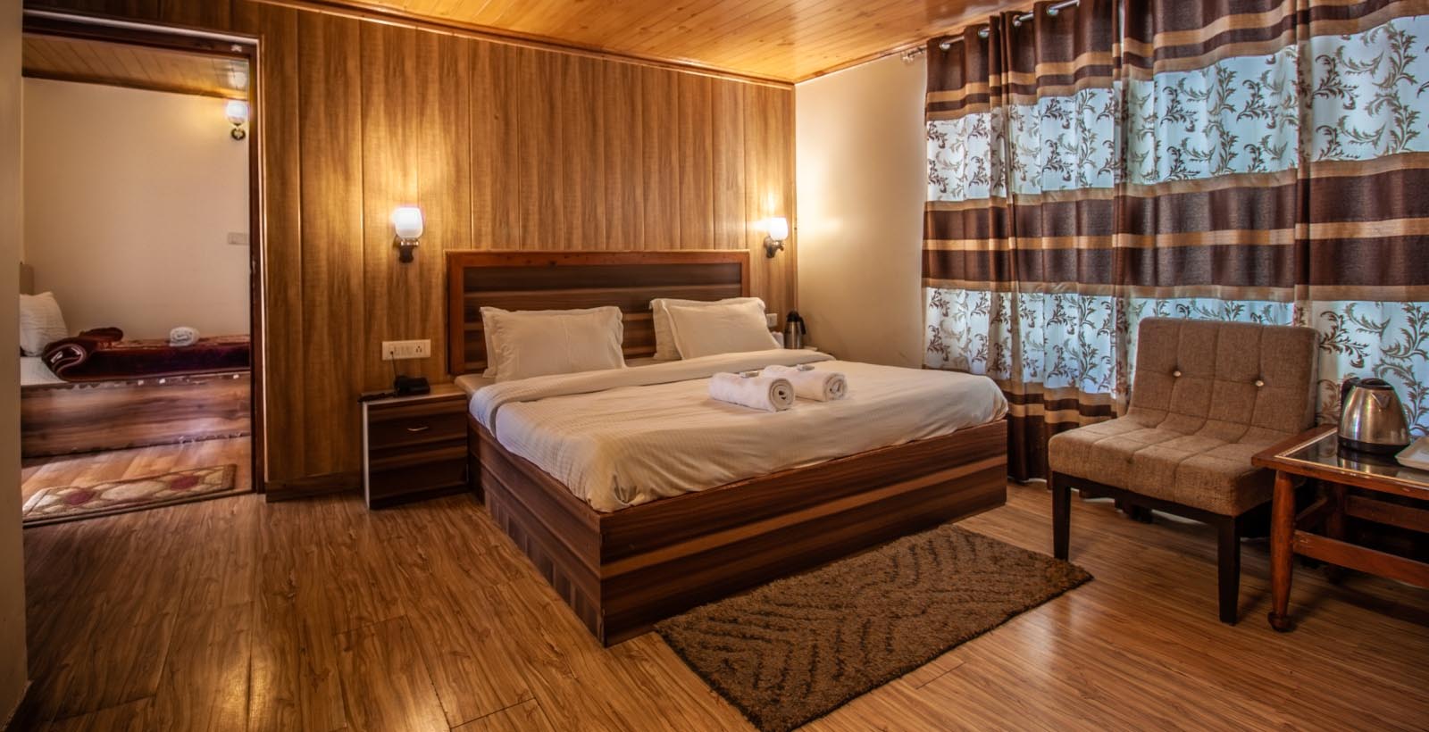 Holidays in Manali, Hotel President, Manali